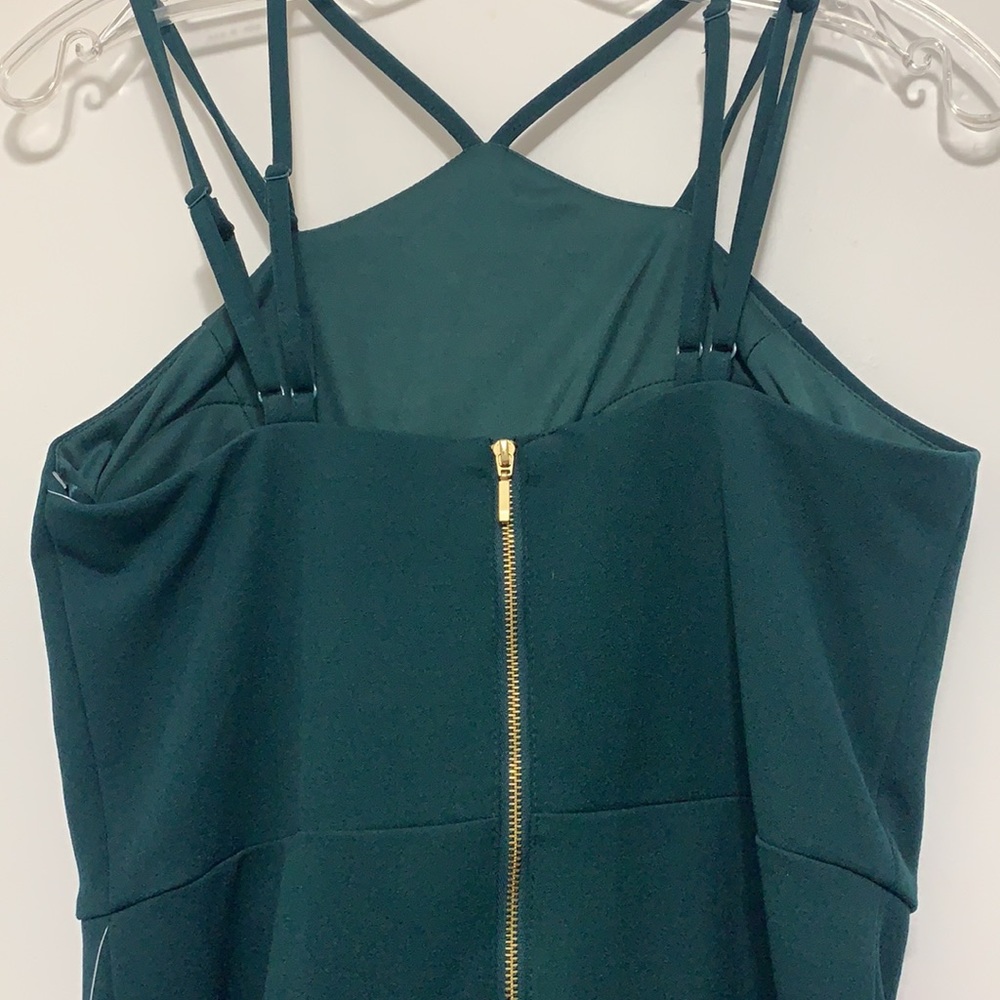 ✨Host Pick✨ Sequin Hearts Green Sheath Party Dress - Picture 10 of 11